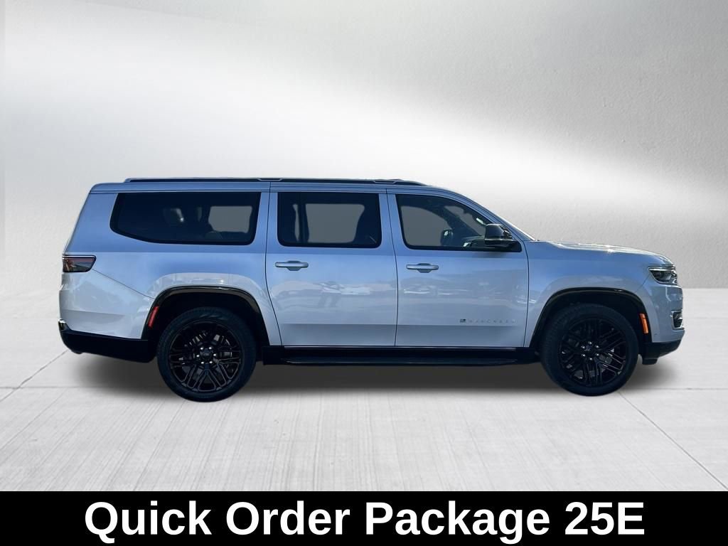 Certified 2024 Jeep Wagoneer L Base image 5