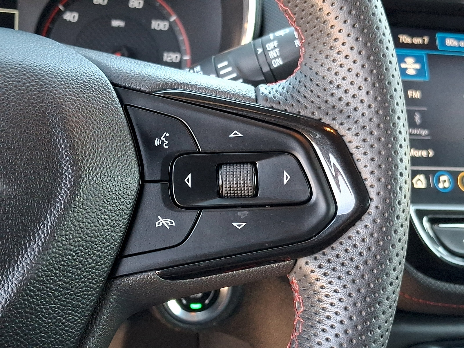 Used 2023 Chevrolet TrailBlazer RS w/ Convenience Package AWD/4WD image 21