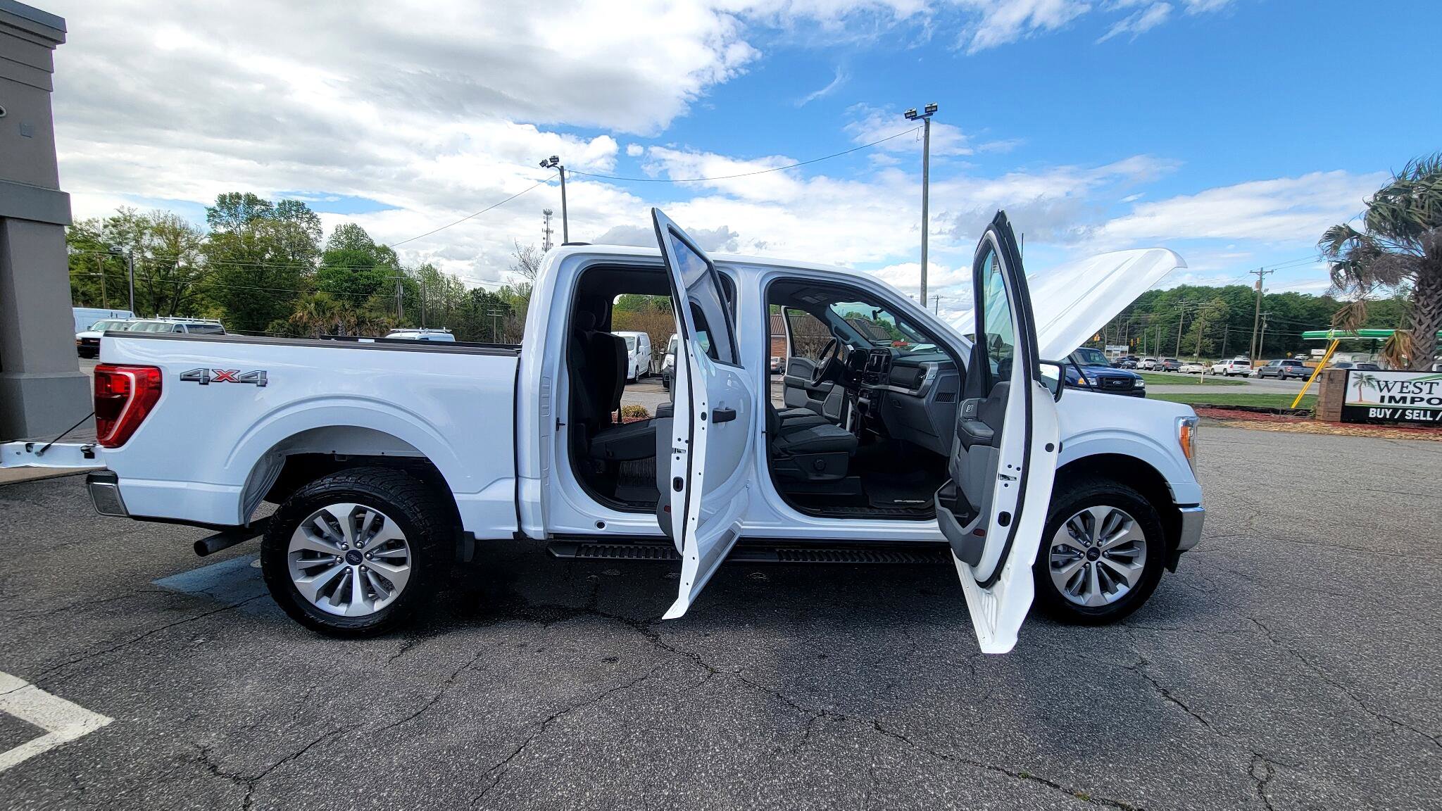 Used 2022 Ford F150 XLT w/ Trailer Tow Package image 20