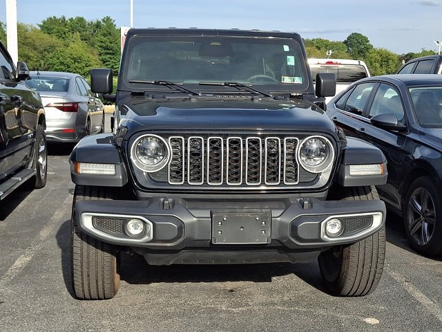 Certified 2025 Jeep Wrangler Unlimited Sahara AWD/4WD image 2