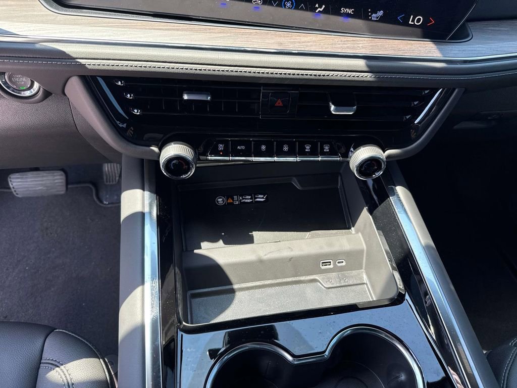 New 2026 Chevrolet Tahoe LT w/ LPO, Get Active Package image 25