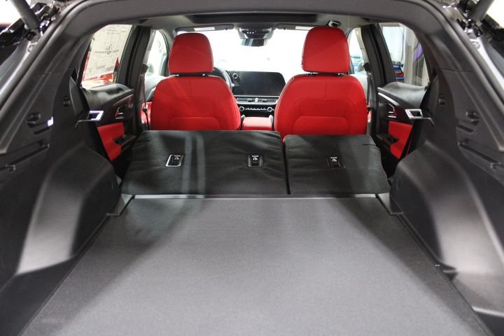 New 2026 Chevrolet Equinox EV RS w/ Convenience Package II FWD image 11