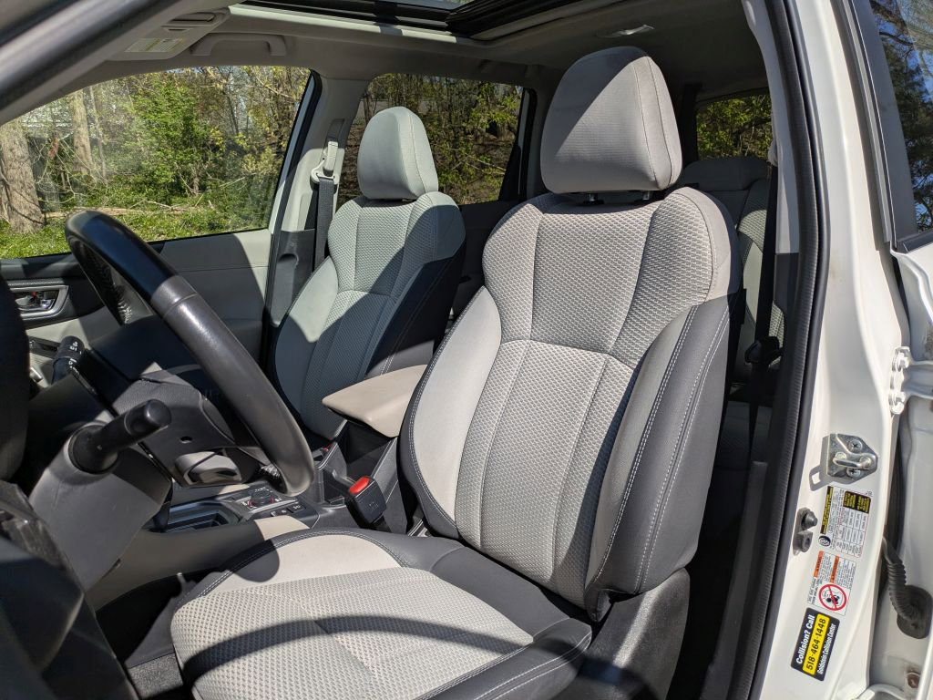 Used 2019 Subaru Forester Premium w/ All-Weather Package AWD/4WD image 12