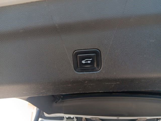 Used 2021 GMC Yukon SLT w/ SLT Premium Package image 40