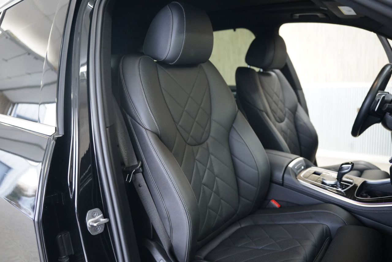 Used 2023 BMW X5 xDrive40i w/ Premium Package image 29