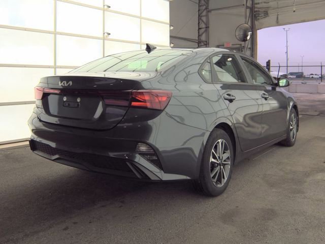 Used 2024 Kia Forte LXS image 4