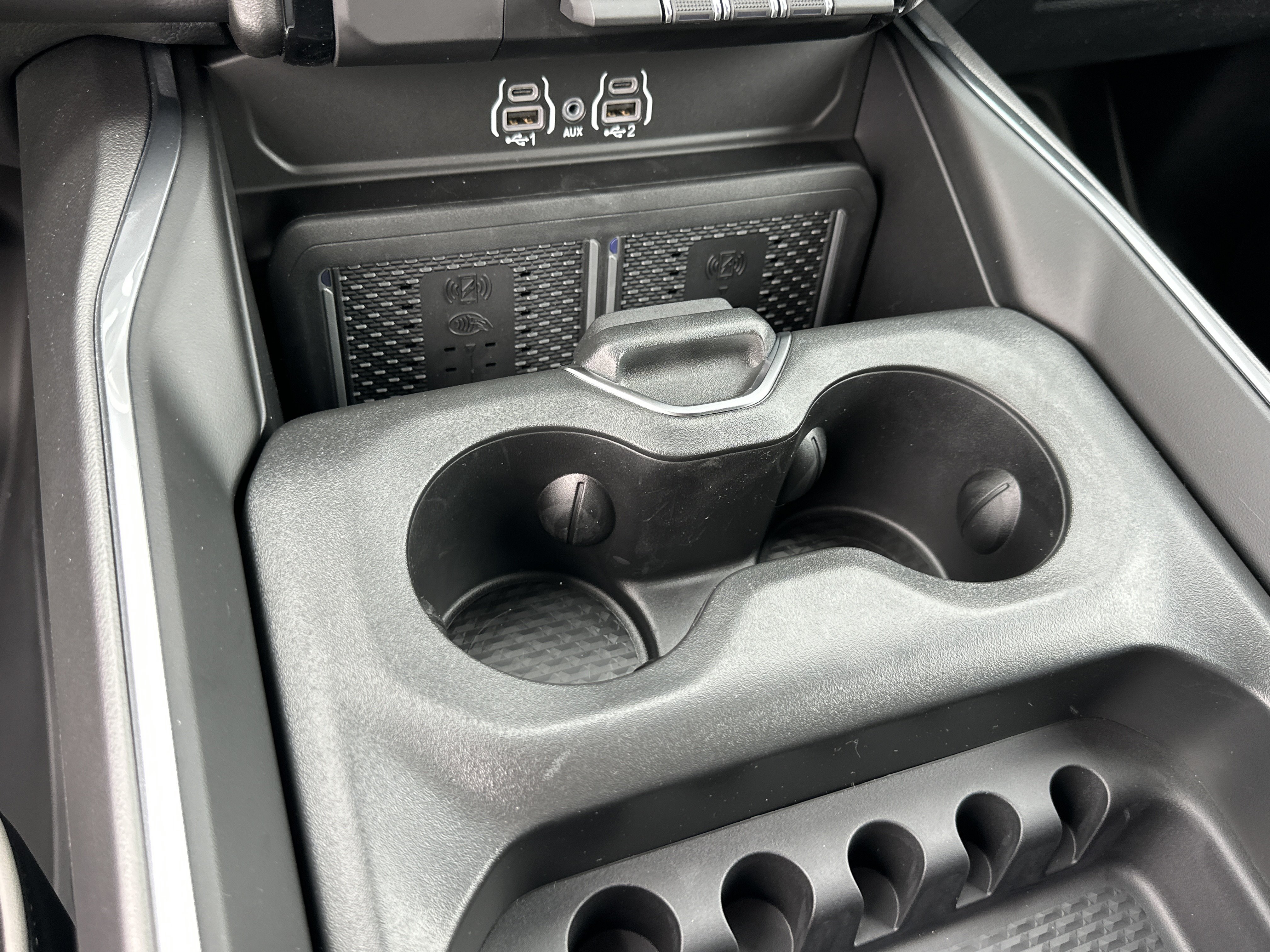 New 2027 RAM 1500 Laramie AWD/4WD image 6