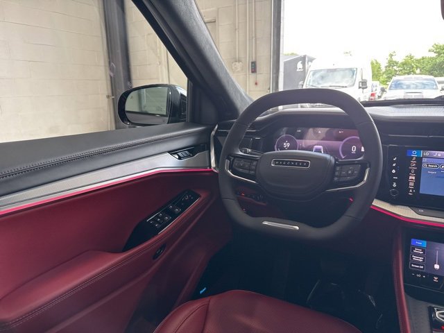 Used 2024 Jeep Wagoneer Launch Edition image 38