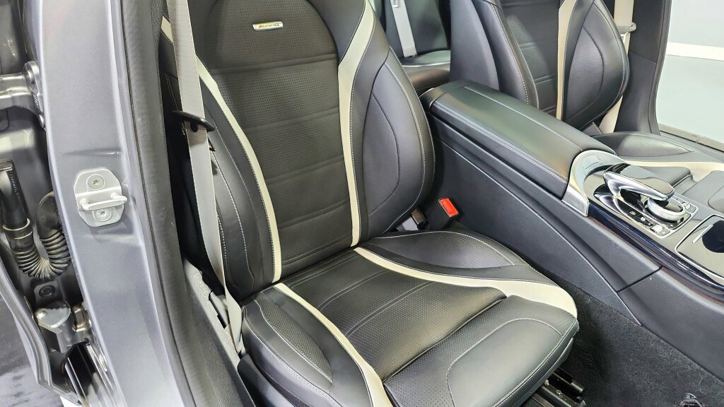 Used 2015 Mercedes-Benz C 63 AMG S image 29