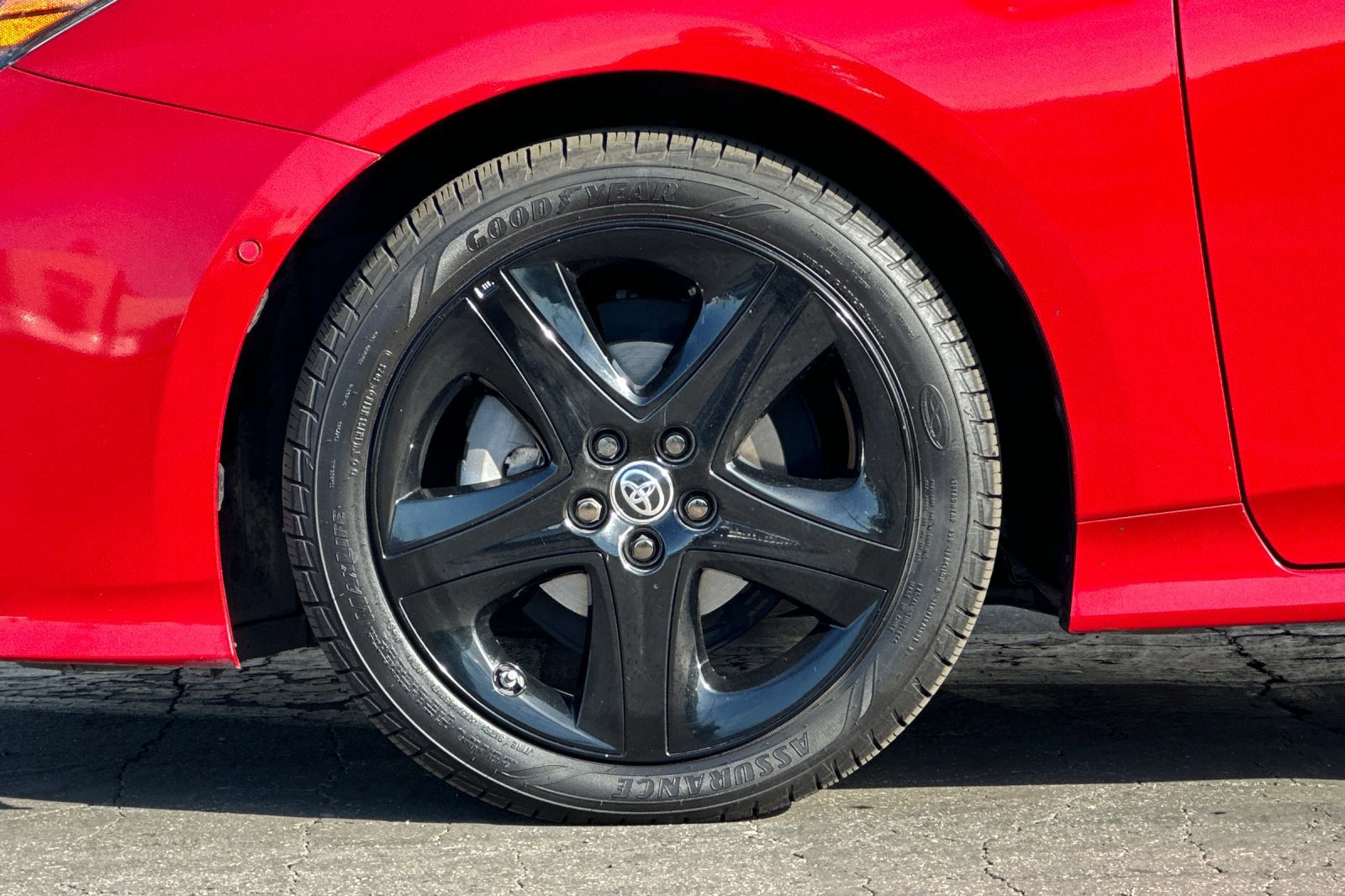 Certified 2021 Toyota Prius L Eco image 25