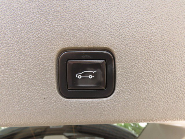 Used 2020 Cadillac XT6 Premium Luxury FWD image 12