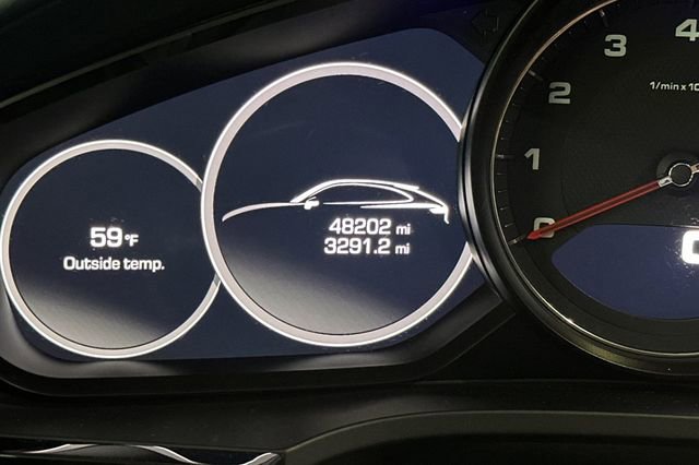 Used 2020 Porsche Cayenne S image 33