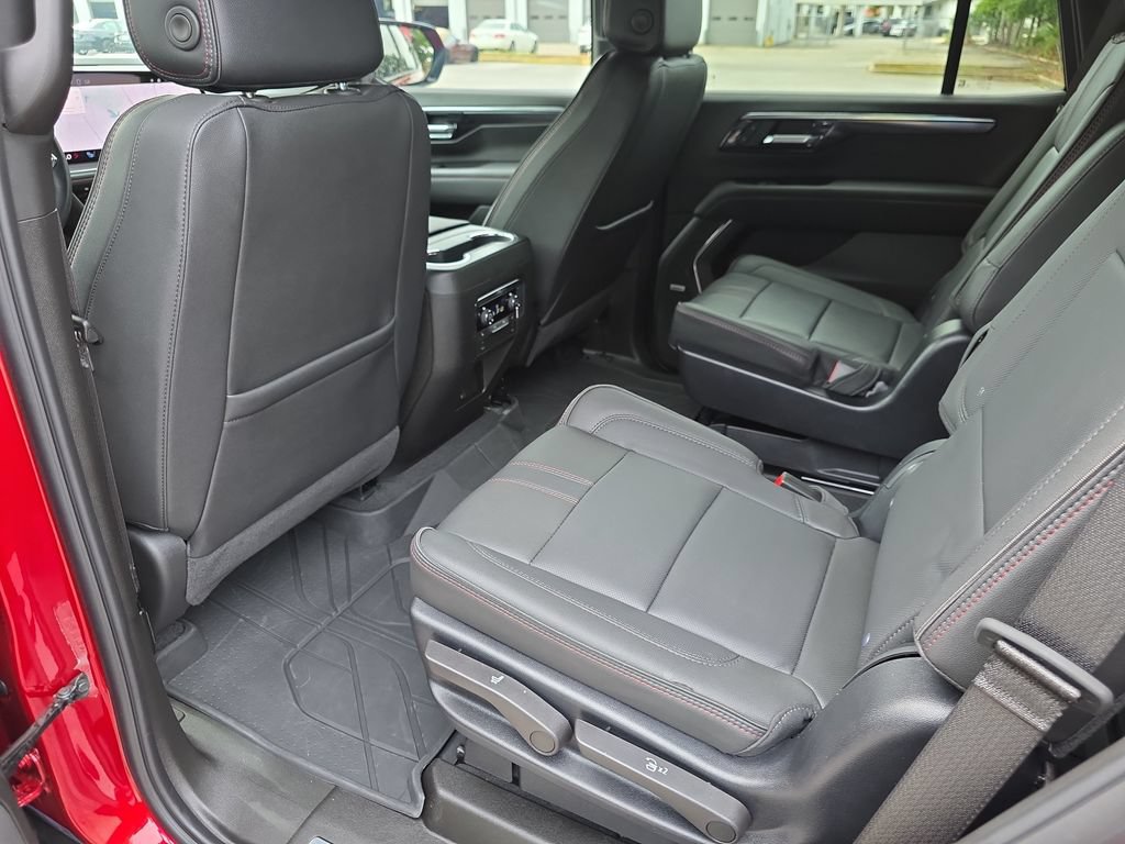 Used 2025 Chevrolet Tahoe RST w/ Comfort Package RWD image 31