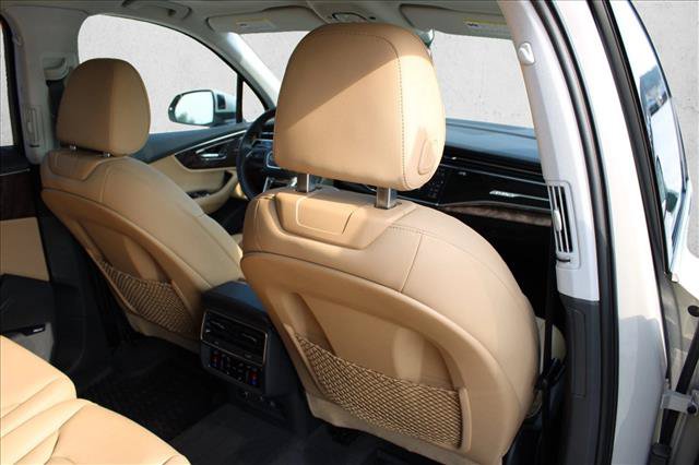 Used 2020 Audi Q7 3.0T Prestige AWD/4WD image 30