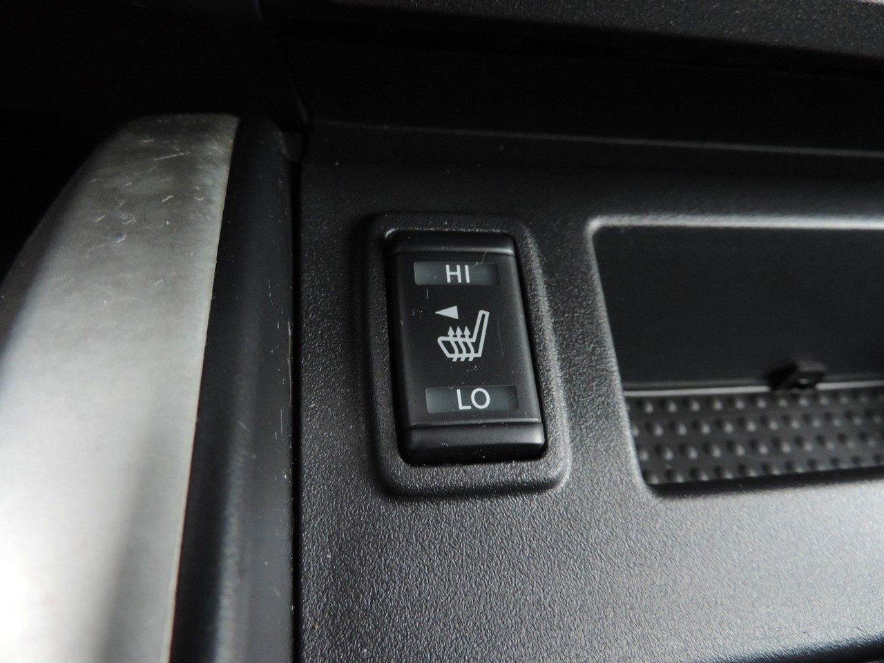 Certified 2024 Nissan Titan SV w/ SV Convenience Package image 25