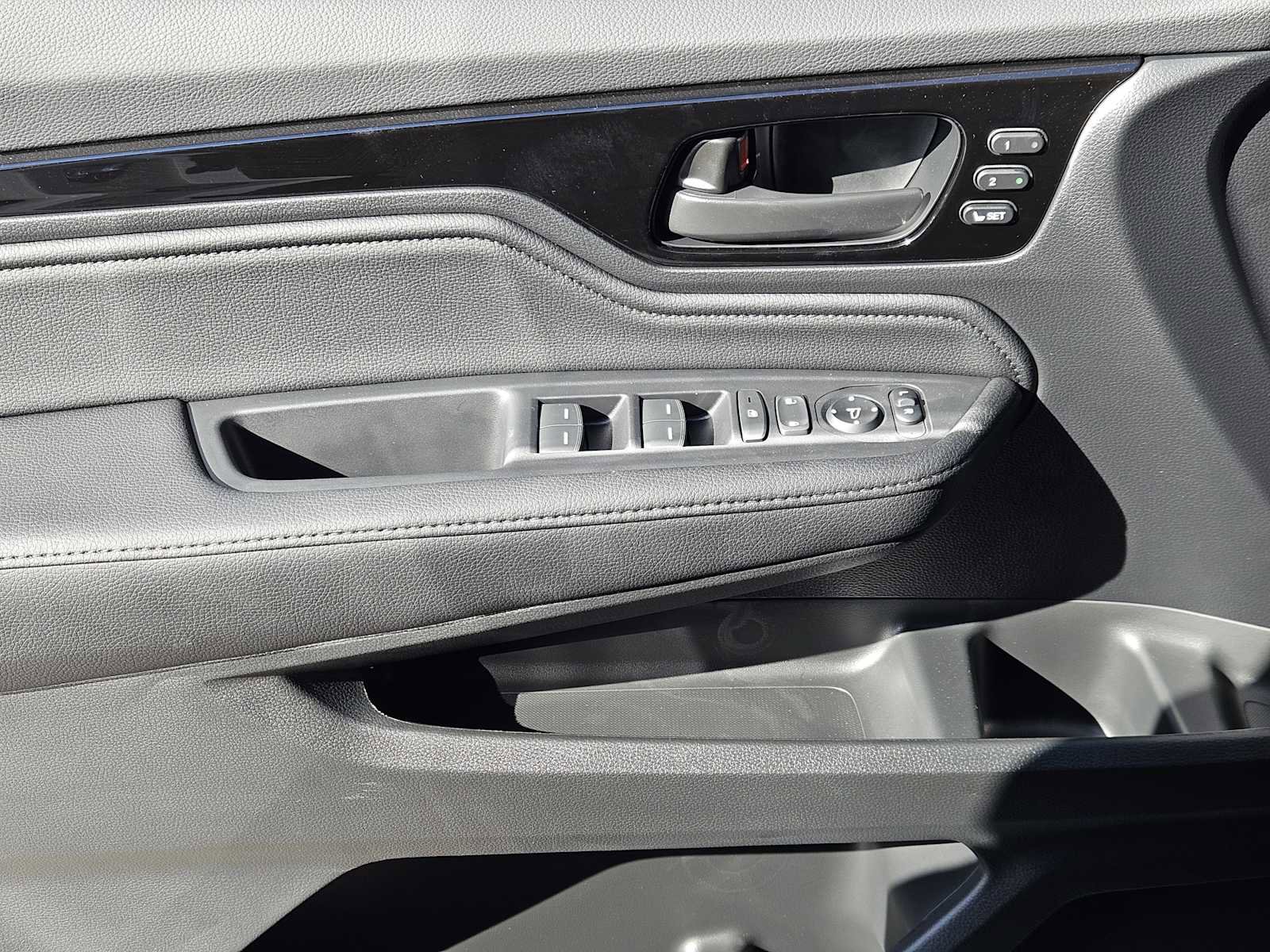 New 2026 Honda Odyssey Touring image 18