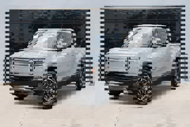 Used 2025 Rivian R1T Adventure