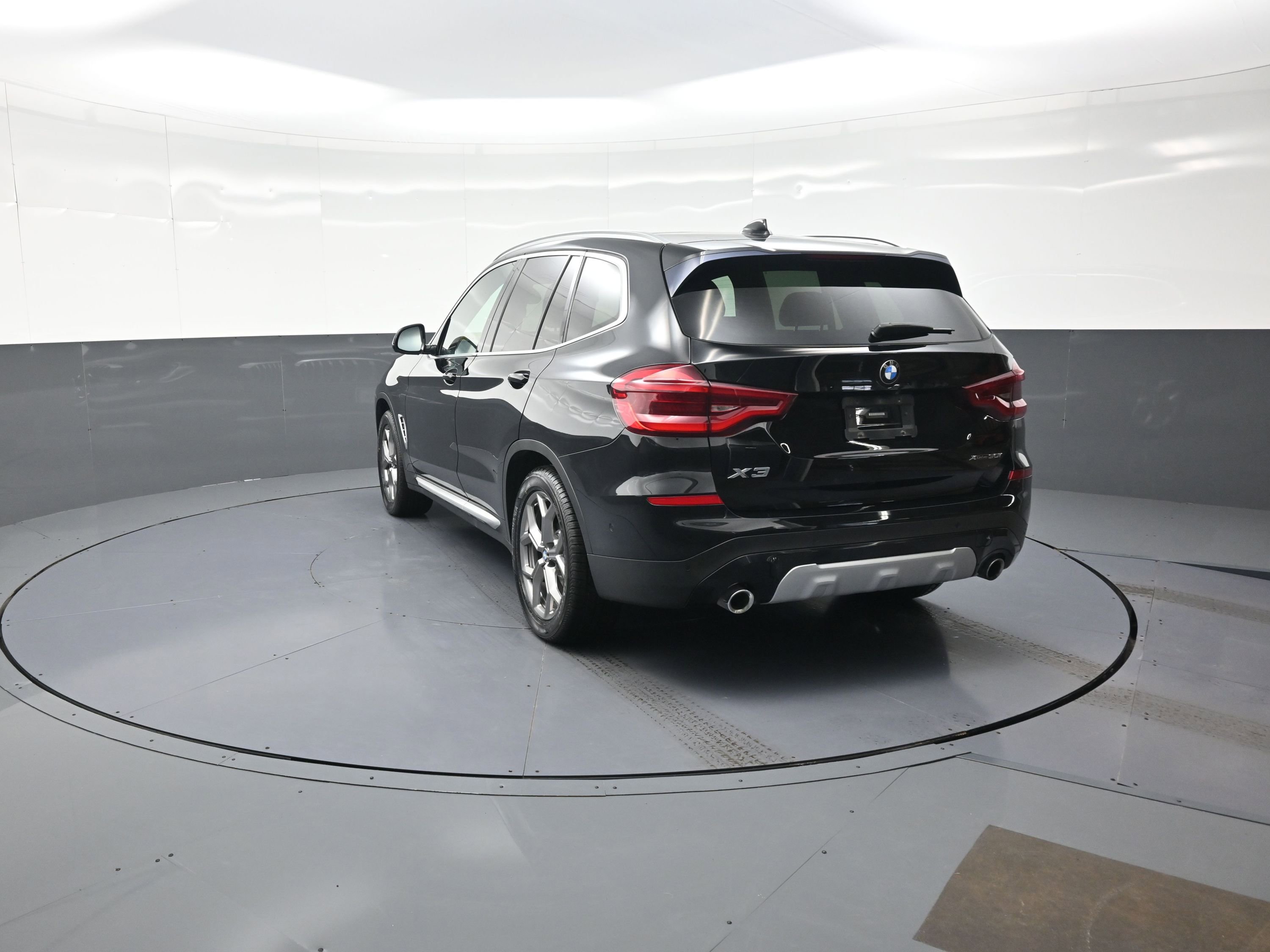 Used 2021 BMW X3 xDrive30i w/ Premium Package image 5