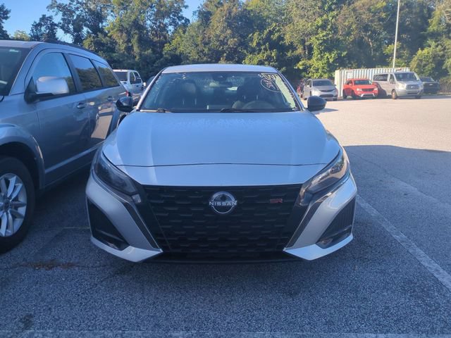 Used 2024 Nissan Altima 2.5 SR FWD image 5