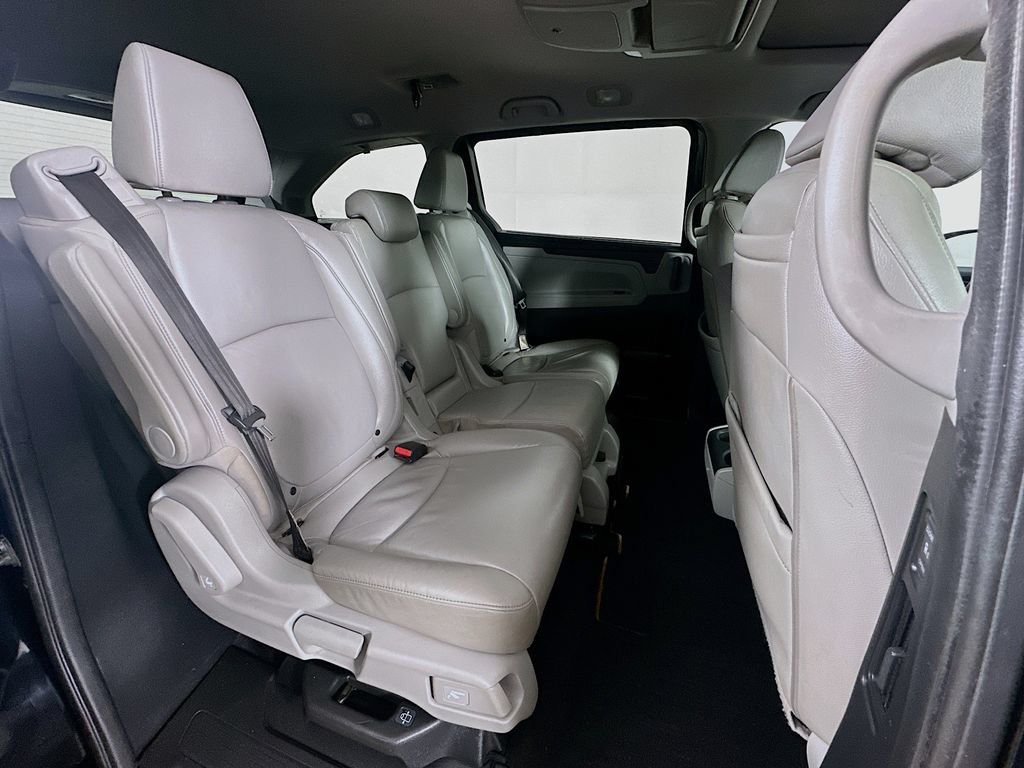 Used 2018 Honda Odyssey Elite image 14