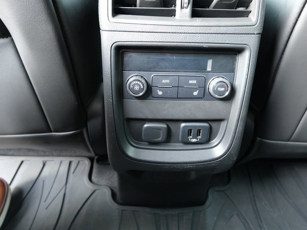 Used 2017 Buick Envision Essence image 27