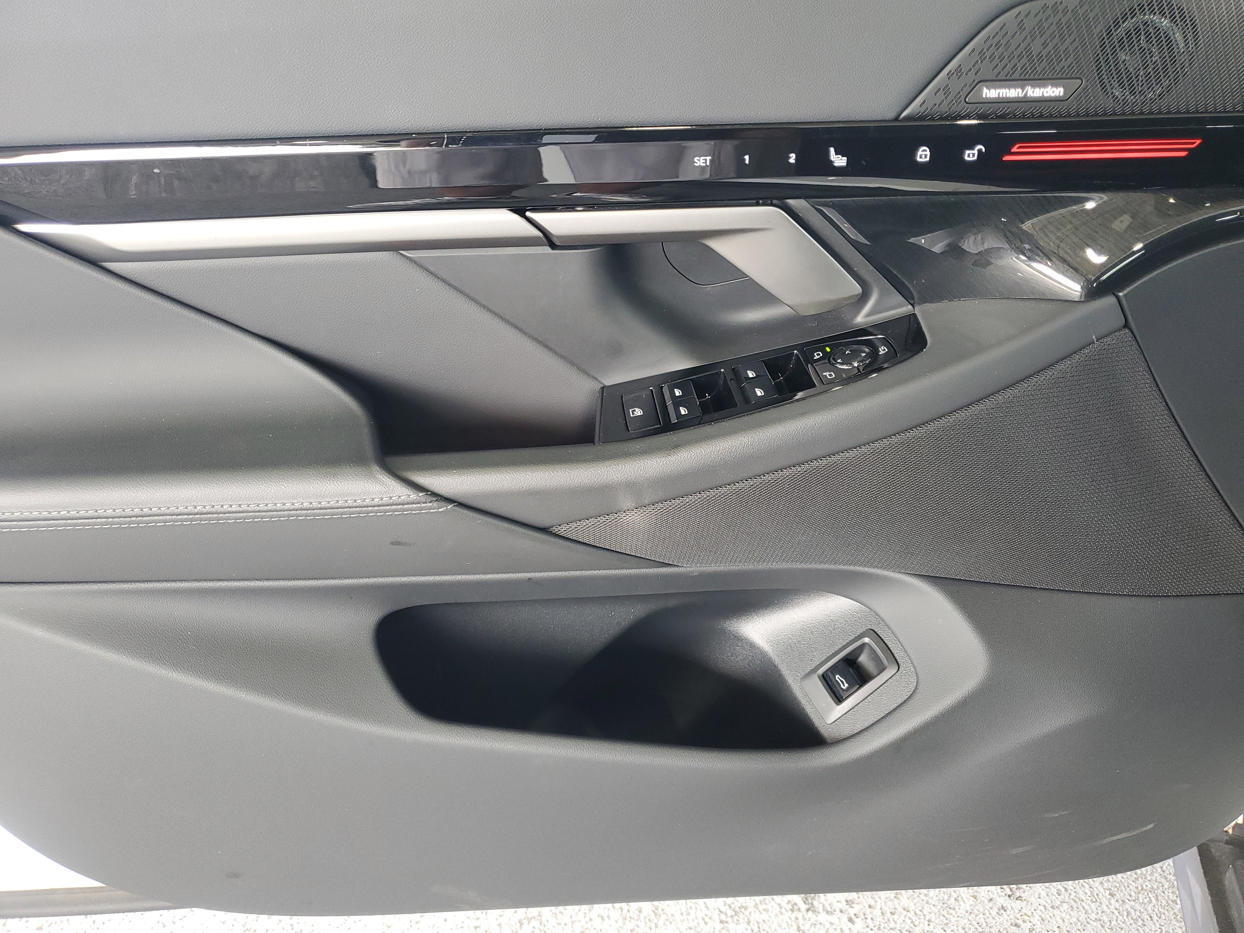 Used 2026 BMW 530i RWD image 14