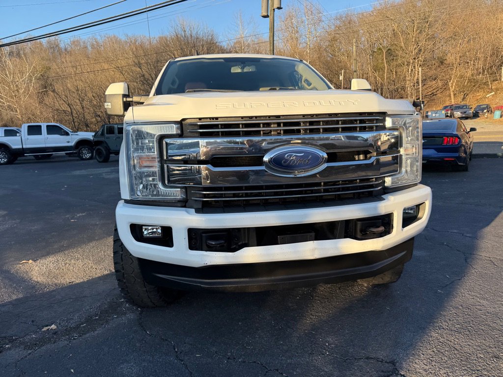 Used 2019 Ford F250 Lariat w/ Lariat Value Package AWD/4WD image 18