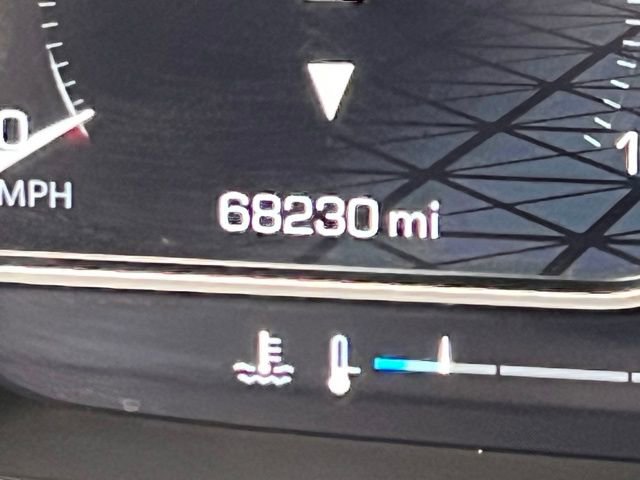 Used 2022 GMC Yukon XL Denali w/ Advanced Technology Package image 28