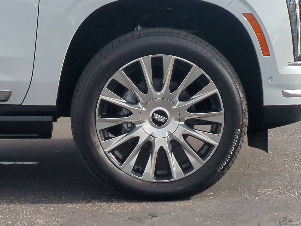New 2026 Cadillac Escalade ESV Platinum Luxury AWD/4WD image 37