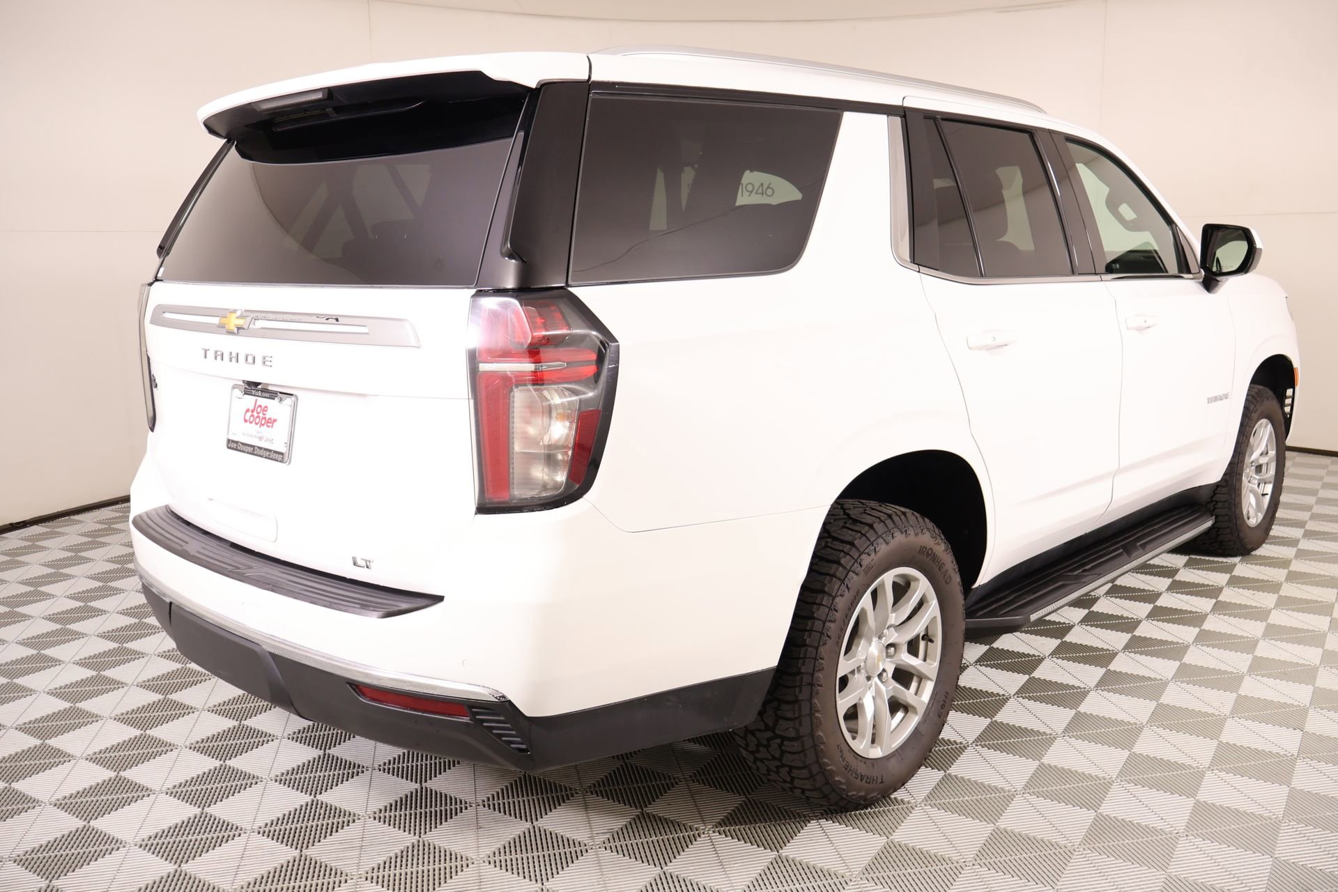Used 2024 Chevrolet Tahoe LT AWD/4WD image 21