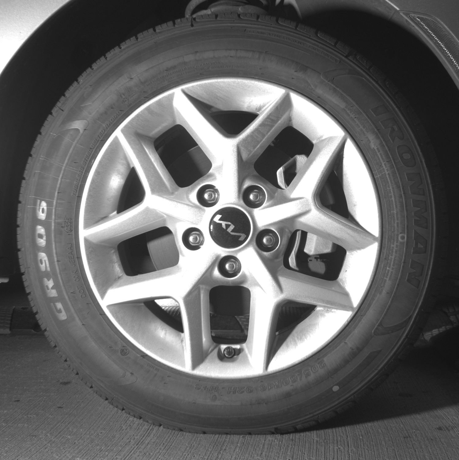 Used 2025 Kia Soul LX w/ LX Technology Package FWD image 13