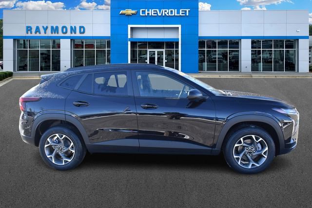 New 2026 Chevrolet Trax LT w/ Sunroof Package video 2
