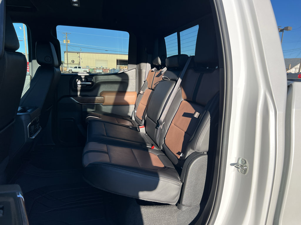 Used 2021 Chevrolet Silverado 1500 High Country w/ Technology Package AWD/4WD image 35