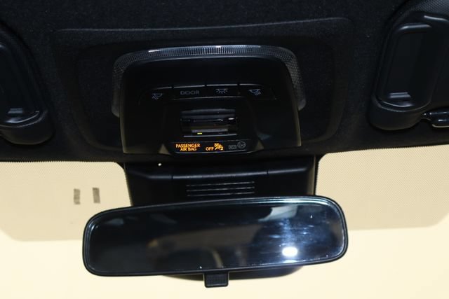 Used 2025 Toyota Corolla SE FWD image 22