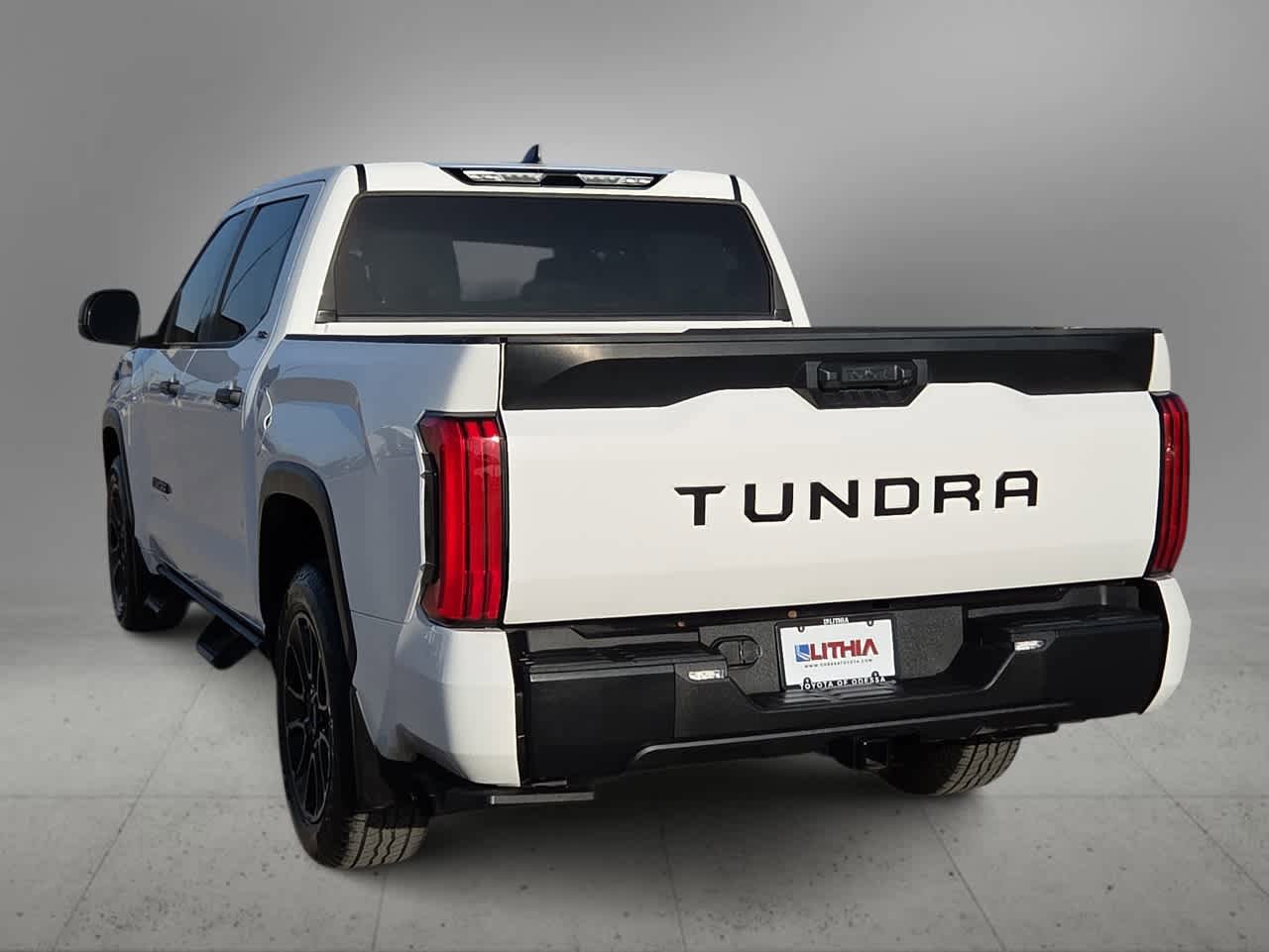 Used 2024 Toyota Tundra SR5 RWD image 7