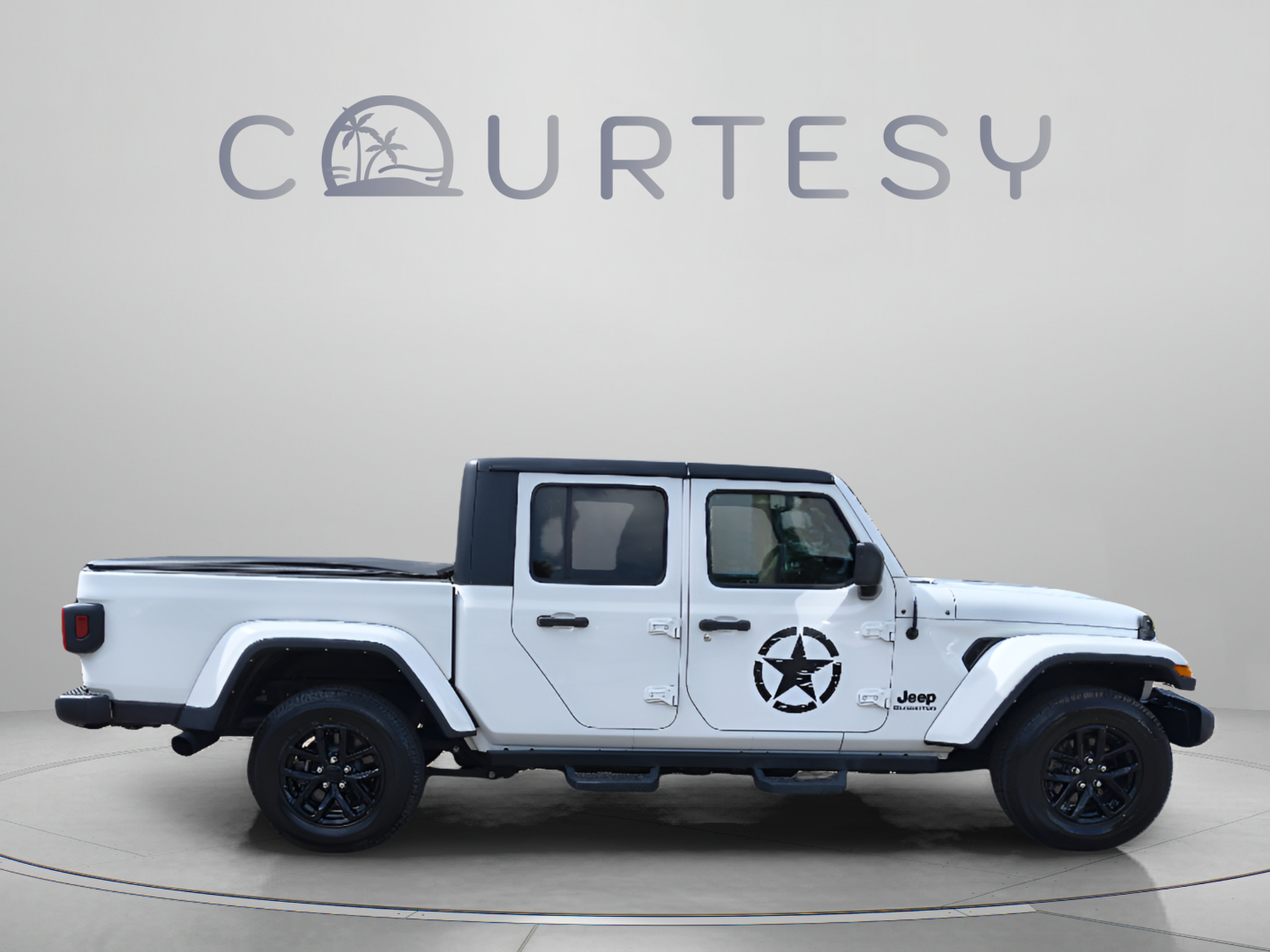 Used 2021 Jeep Gladiator Sport AWD/4WD image 8