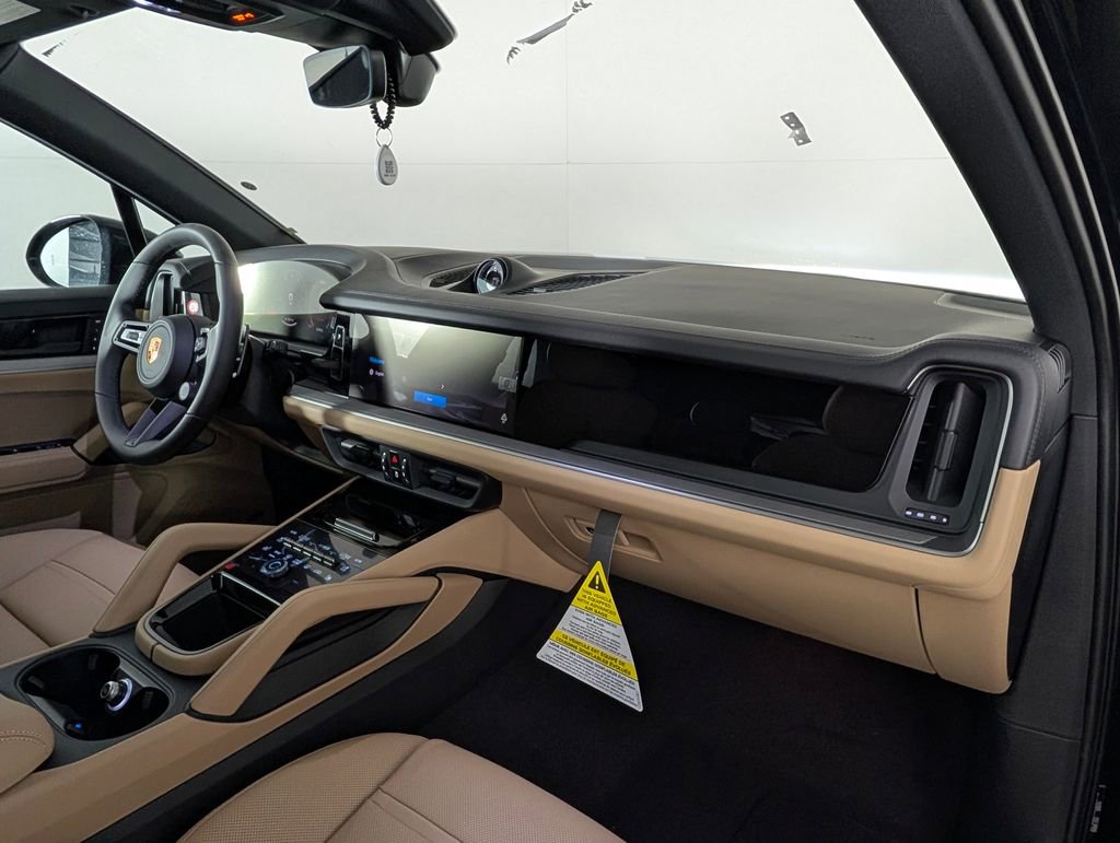 New 2026 Porsche Cayenne AWD/4WD image 19