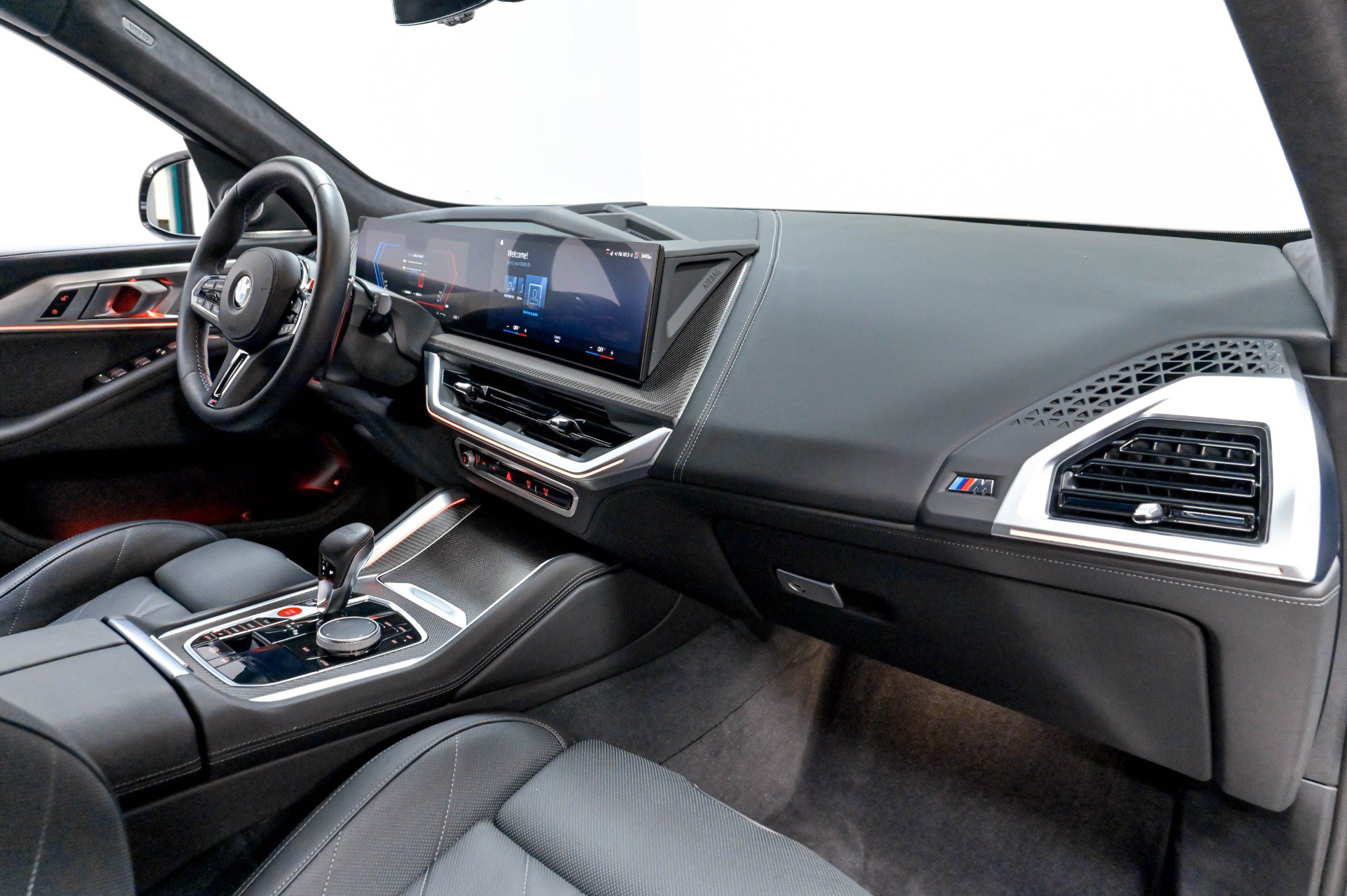 Used 2023 BMW XM AWD/4WD image 27