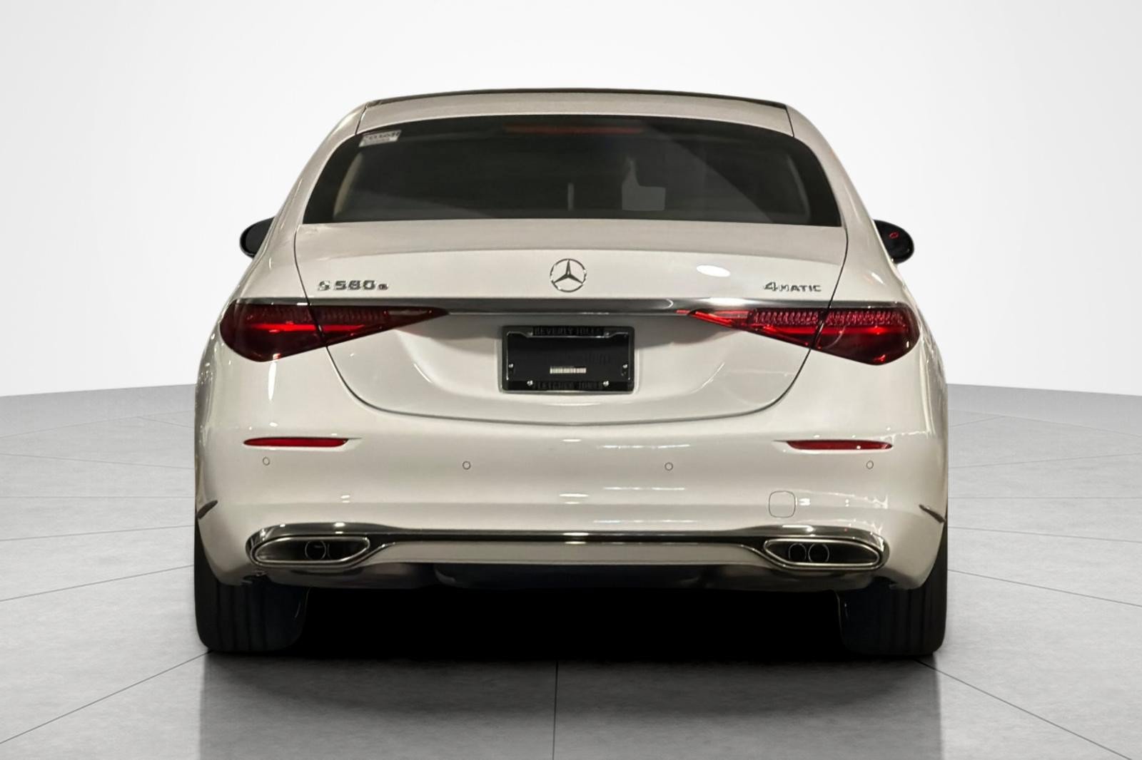 New 2026 Mercedes-Benz S 580e 4MATIC Sedan image 4