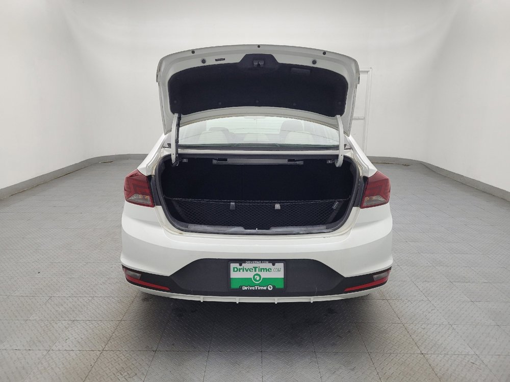 Used 2019 Hyundai Elantra SE image 29