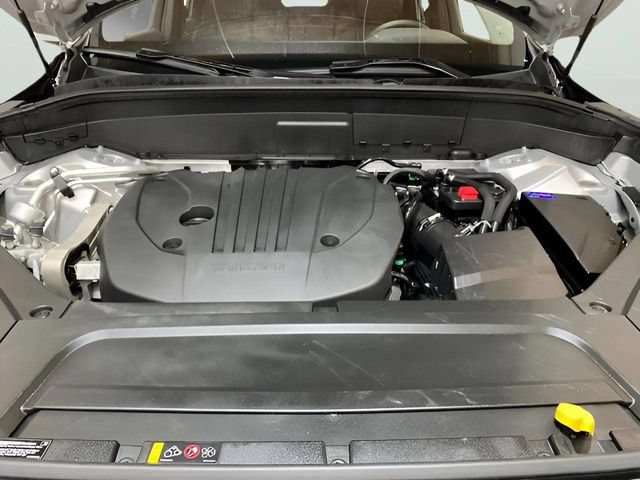 Used 2025 Volvo XC90 B5 Core AWD/4WD image 51