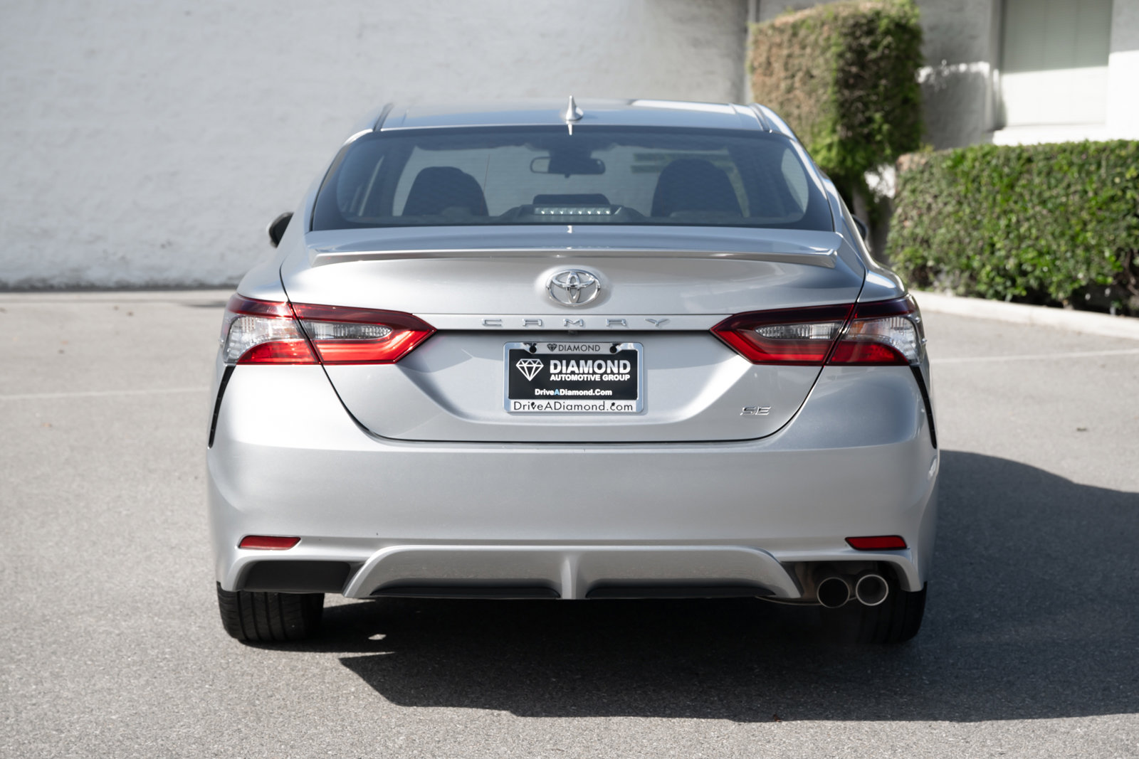 Used 2023 Toyota Camry SE image 5