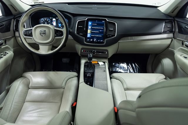 Used 2022 Volvo XC90 T6 Inscription w/ Advanced Package image 21