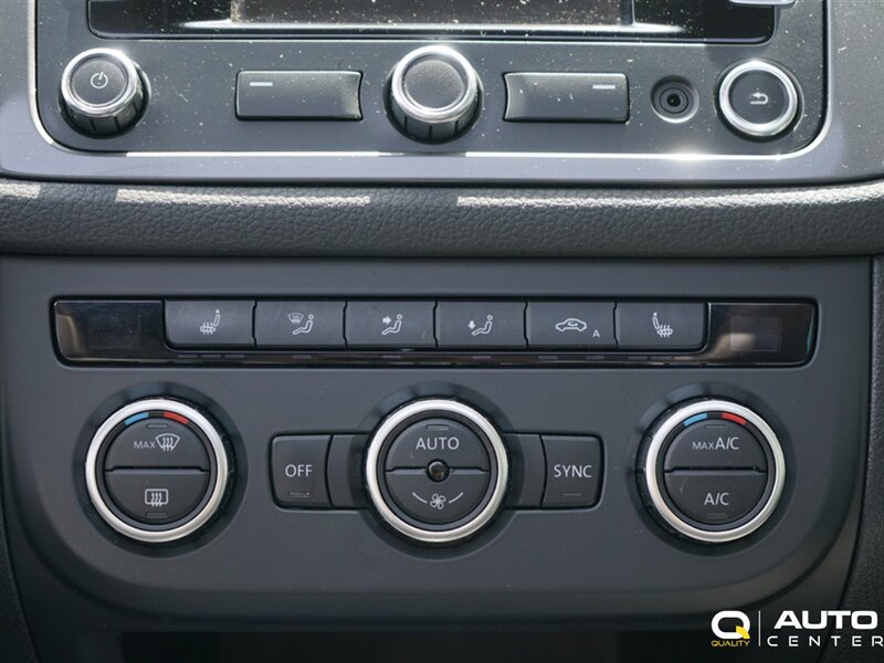 Used 2015 Volkswagen Tiguan SEL AWD/4WD image 18