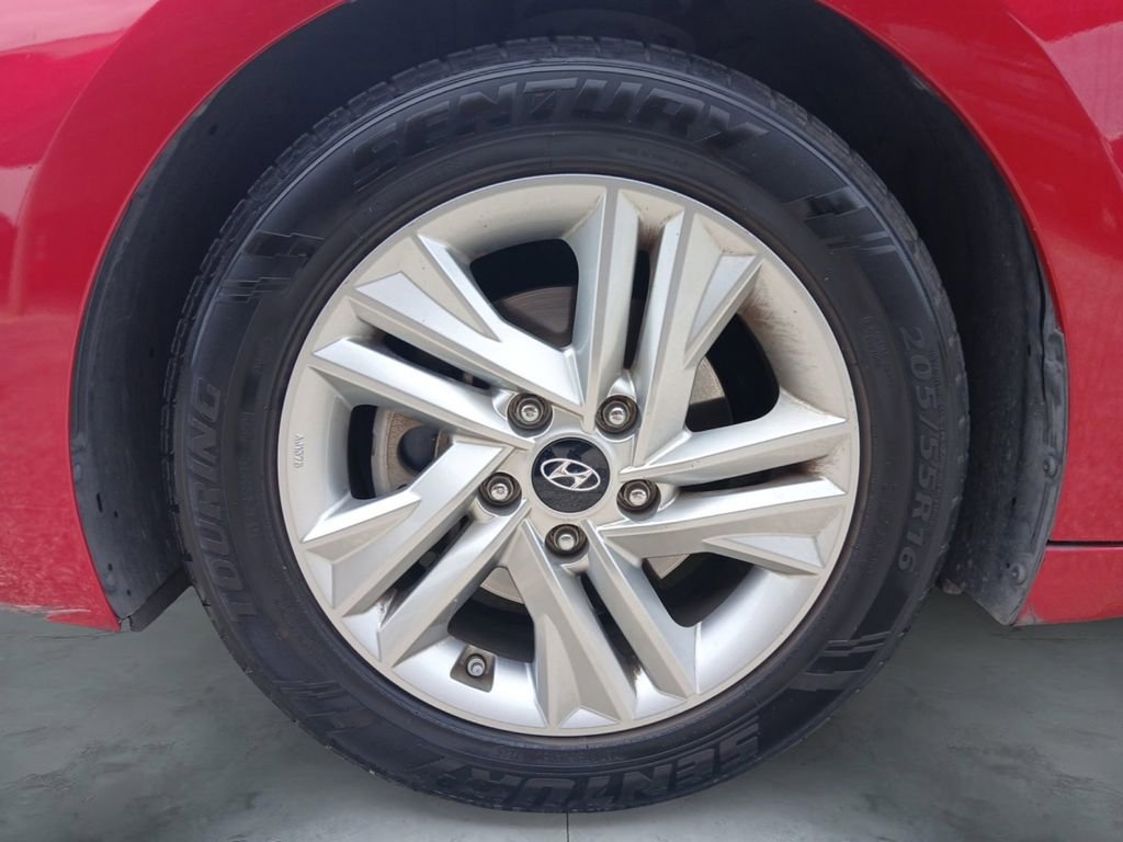 Used 2020 Hyundai Elantra SEL w/ Cargo Package (C1) FWD image 14