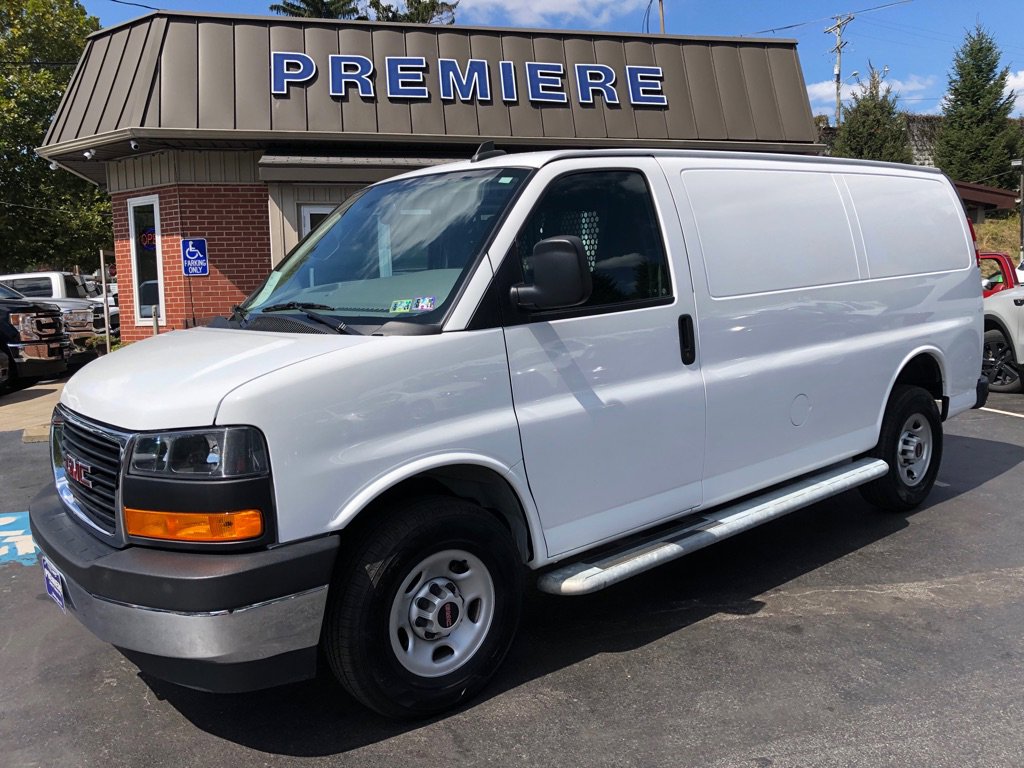 Used 2023 GMC Savana 2500 w/ Driver Convenience Package image 9