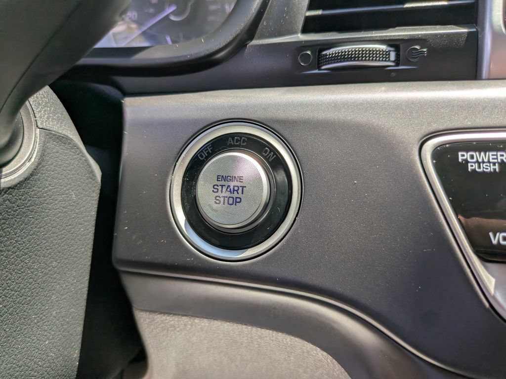 Used 2019 Hyundai Sonata Limited FWD image 27