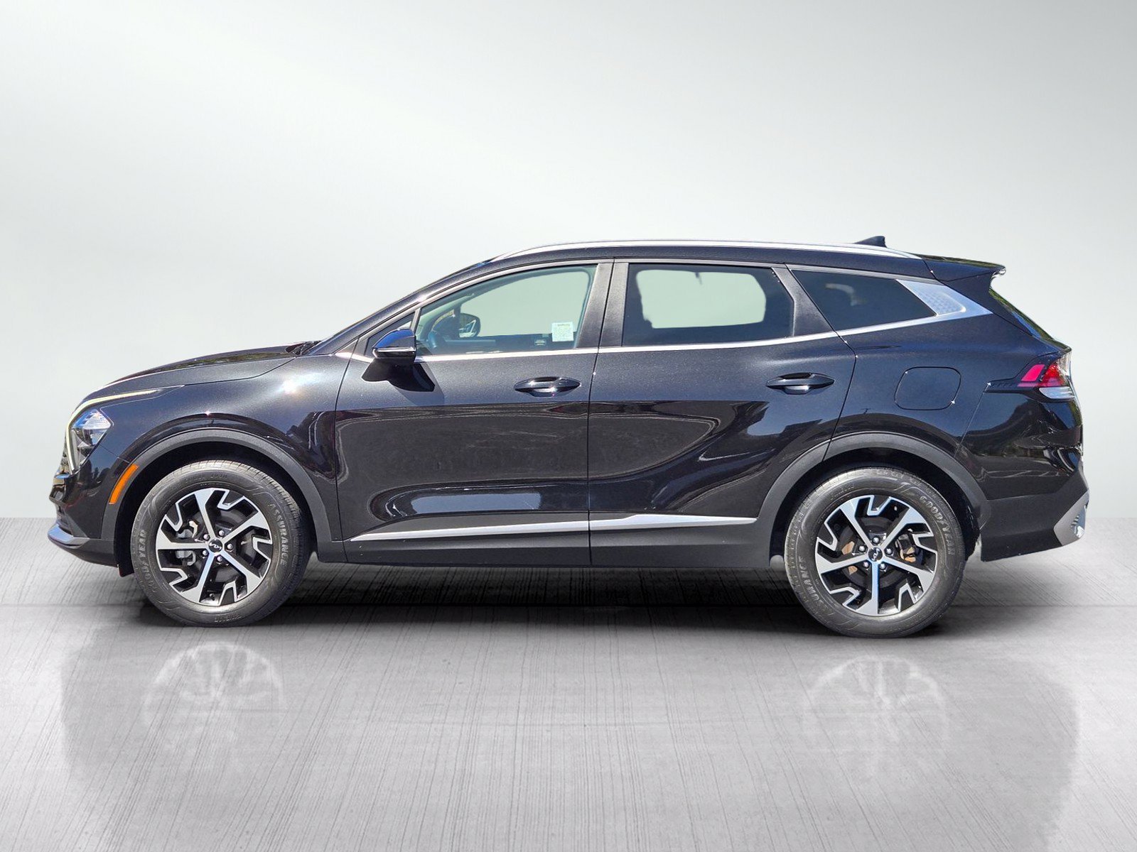 Certified 2023 Kia Sportage EX AWD/4WD image 7