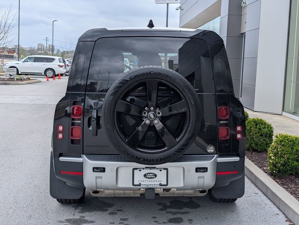 Used 2024 Land Rover Defender 130 S image 6