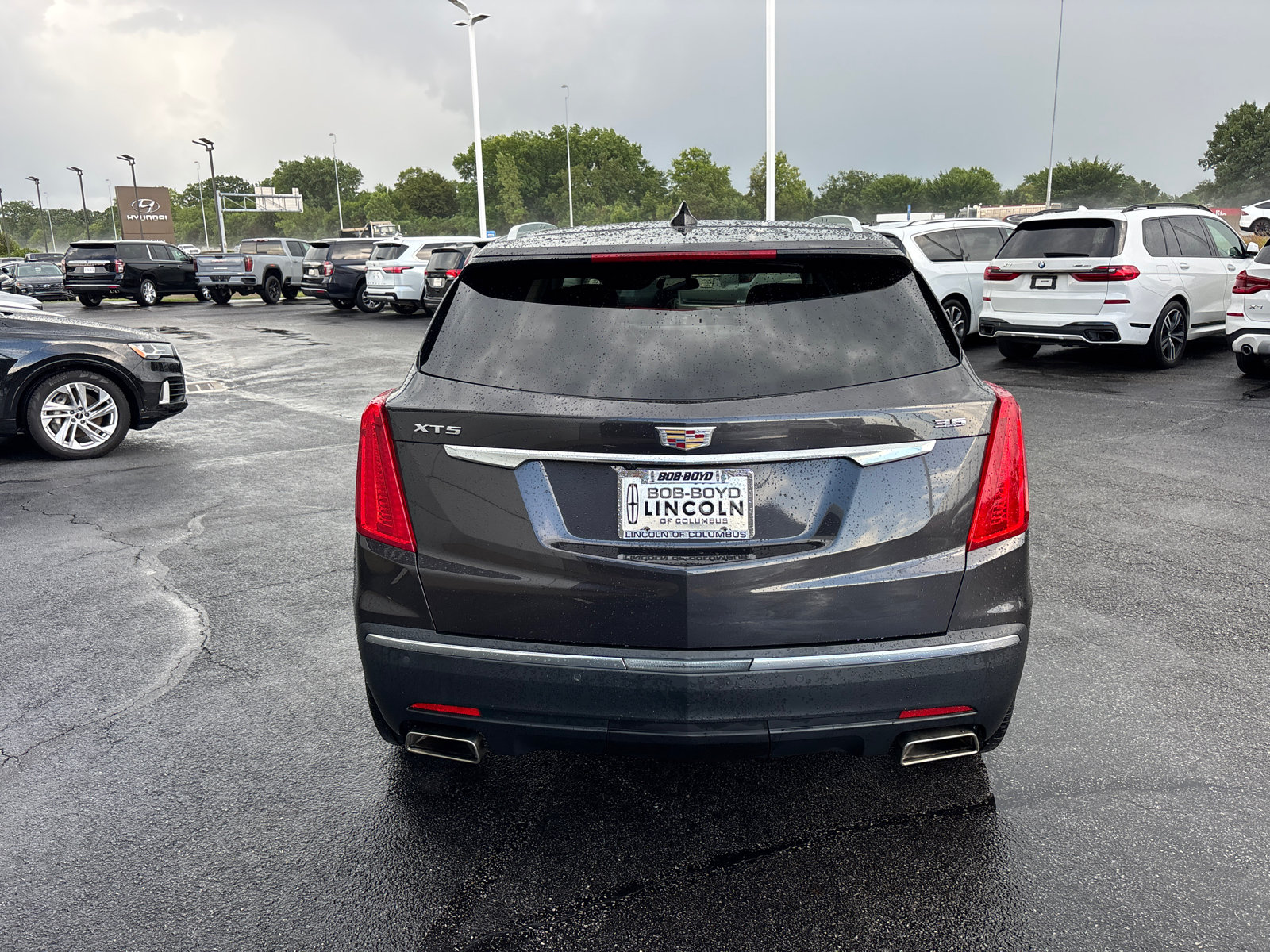 Used 2018 Cadillac XT5 Luxury w/ Driver Awareness Package FWD image 6